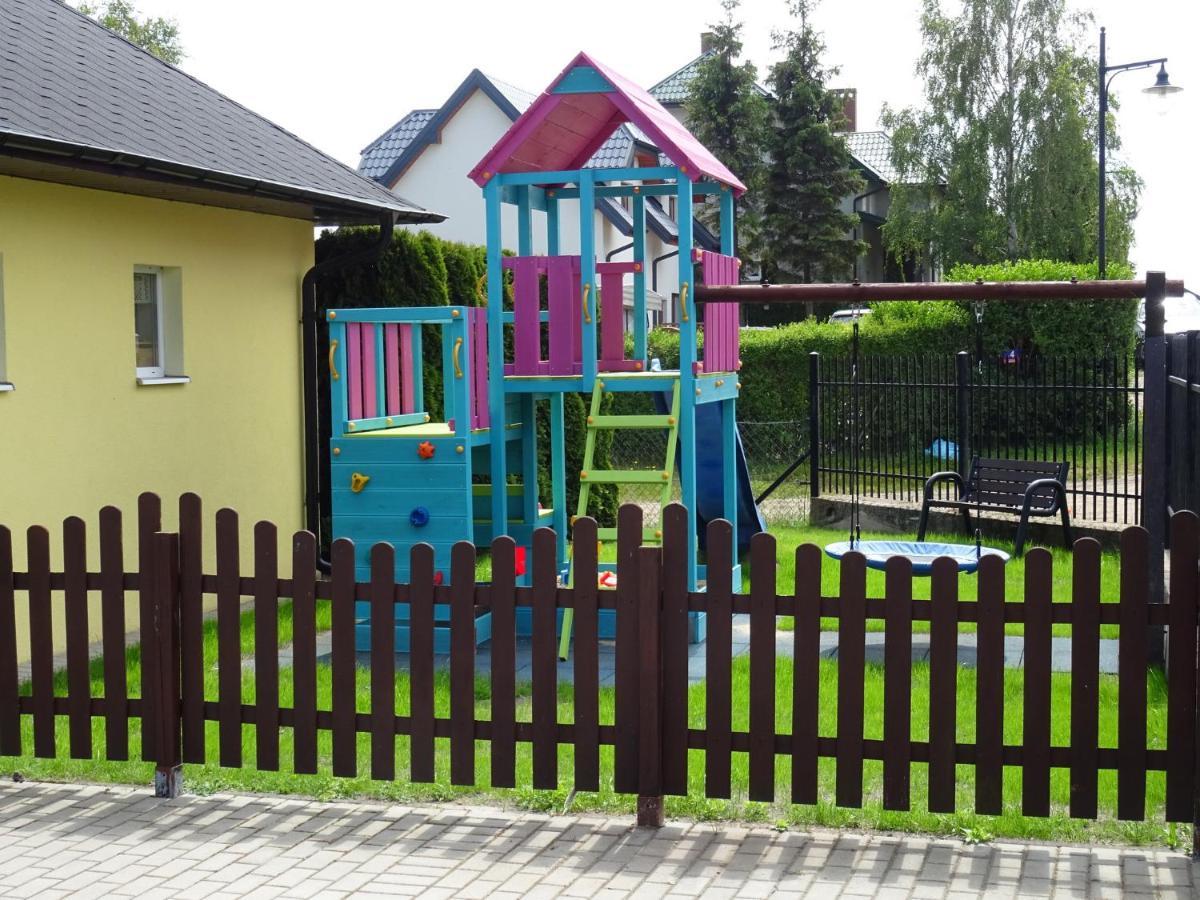 Willa Global Komfortowe Pokoje Nad Morzem Jastrzębia Góra Exterior foto