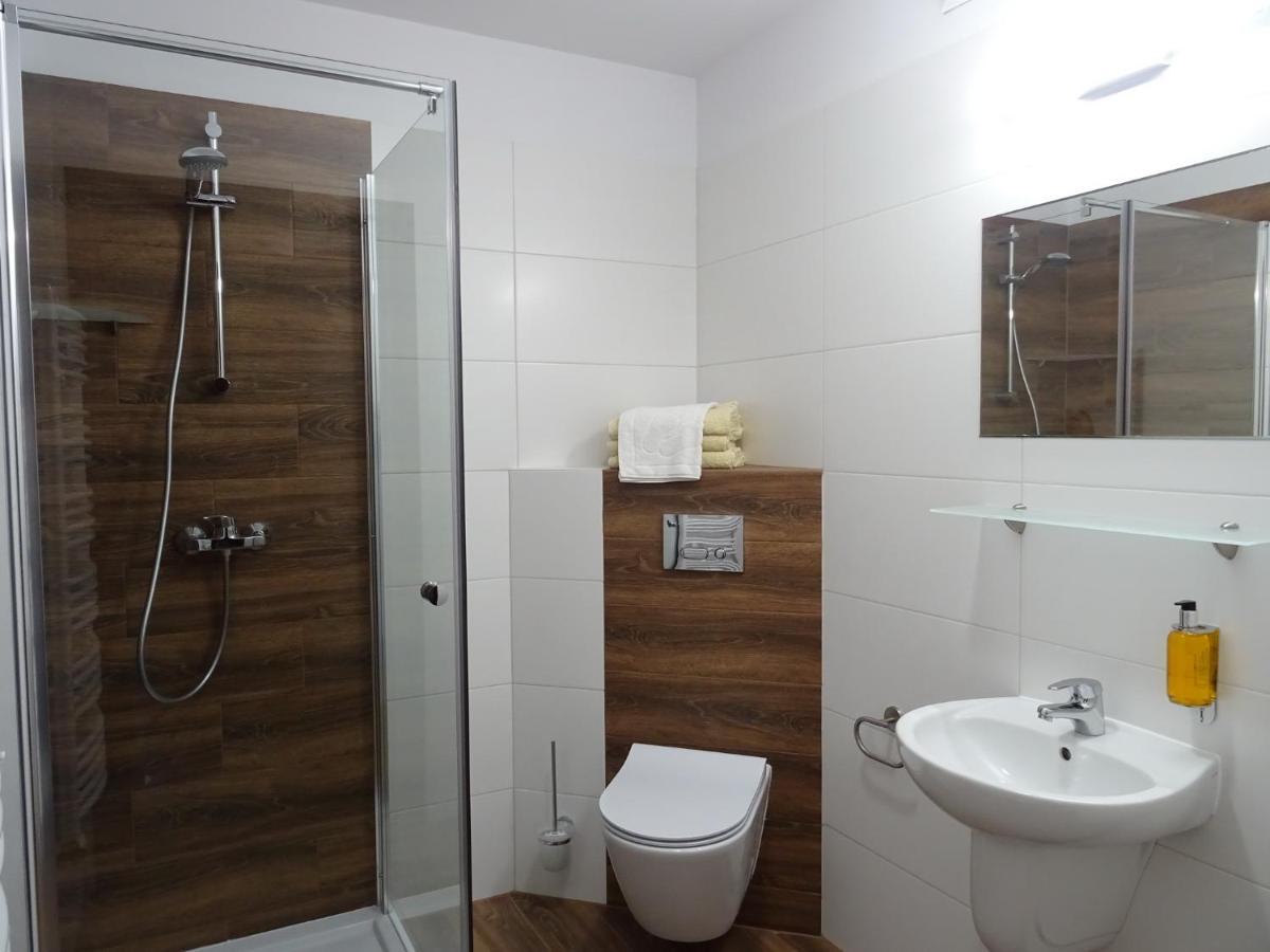 Willa Global Komfortowe Pokoje Nad Morzem Jastrzębia Góra Exterior foto