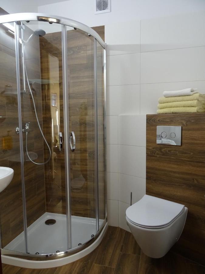 Willa Global Komfortowe Pokoje Nad Morzem Jastrzębia Góra Exterior foto