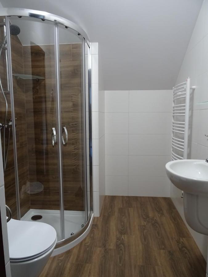 Willa Global Komfortowe Pokoje Nad Morzem Jastrzębia Góra Exterior foto